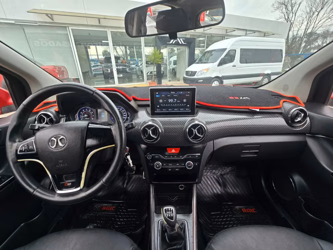 BAIC X25 1.5 COMFORTABLE MT - Imagen 9