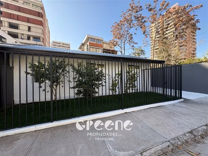 Casa en venta de 3 dorm. Villa Maria/Verbo en Las Condes - Imagen 2