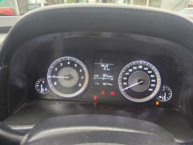 HYUNDAI CRETA 1.5 SU2I PLUS MT