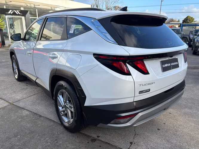 HYUNDAI TUCSON 2.0 NX4 GO MT - Imagen 3