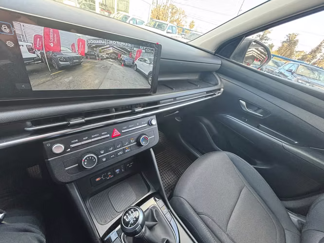 HYUNDAI TUCSON 2.0 NX4 GO MT - Imagen 12