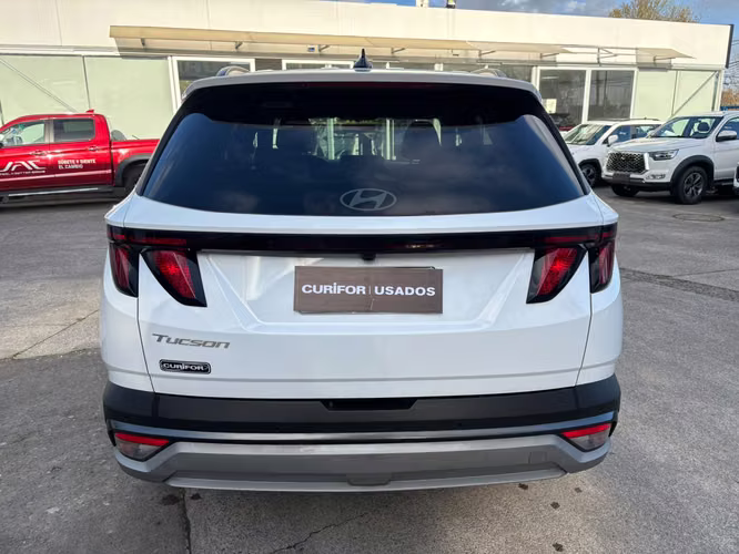 HYUNDAI TUCSON 2.0 NX4 GO MT - Imagen 4