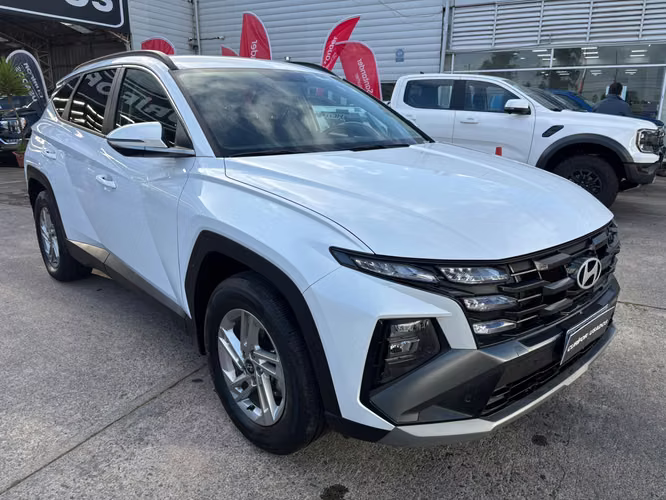 HYUNDAI TUCSON 2.0 NX4 GO MT - Imagen 7