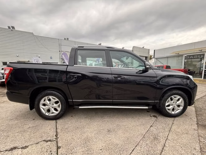 SSANGYONG MUSSO 2.2 LIMITED PLUS 4X4 DIESEL AT