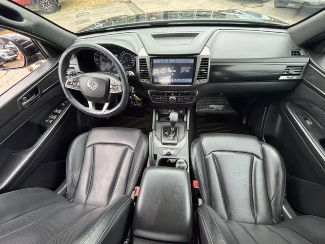 SSANGYONG MUSSO 2.2 LIMITED PLUS 4X4 DIESEL AT