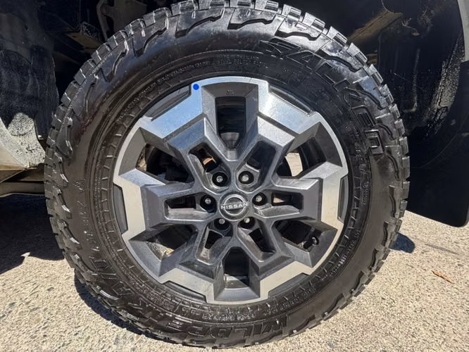 NISSAN NAVARA 2.3 DC PLATINUM AT 4X4 DIESEL - Imagen 10