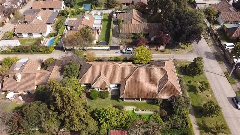 Casa en arriendo de 5 dorm. en Talca