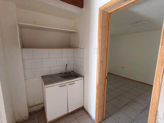 Casa en venta remodelada Santa Inés con Local comercial arrendado 5 dormitorios - Imagen 11