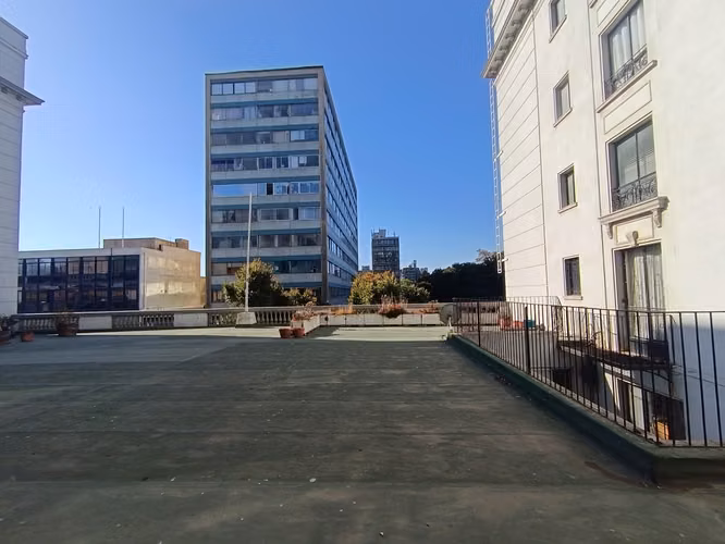 Venta de amplio departamento en centro de Viña, a pasos de plaza Vergara. - Imagen 17