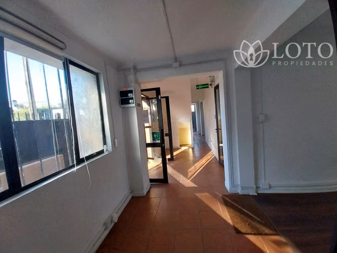 Propiedad comercial en perfecto estado Viña del Mar sector Oriente. - Imagen 14