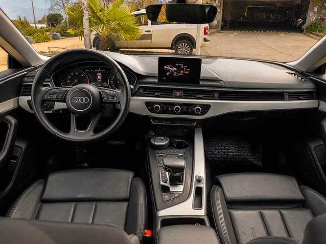 AUDI A5 SPORTBACK TFSI 2.0 AUT - 2018 | 4420