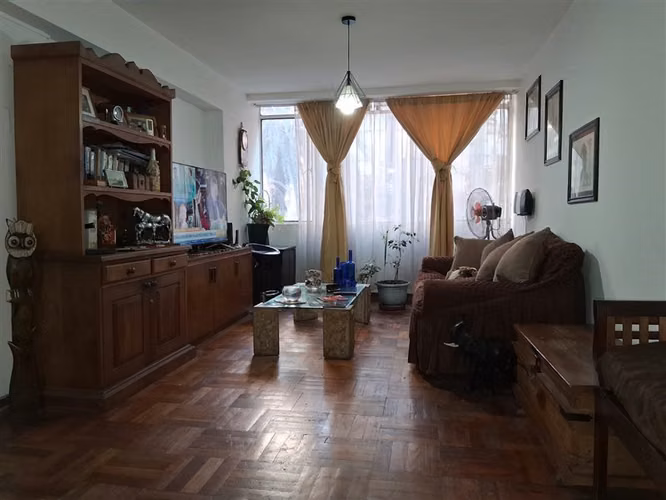 Departamento en venta de 5 dorm. 2 baños en Santiago - Imagen 5
