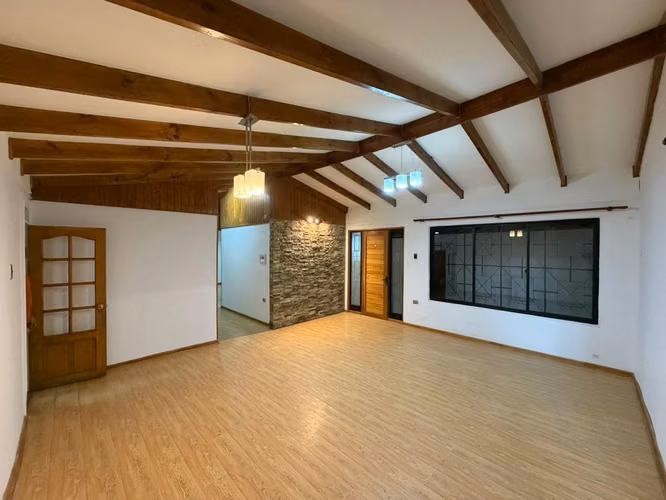 Se vende bonita casa excelente sector - Imagen 11