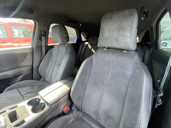 DS DS 7 2.0 CROSSBACK BLUEHDI 180 RIVOLI AT DIESEL - Imagen 15