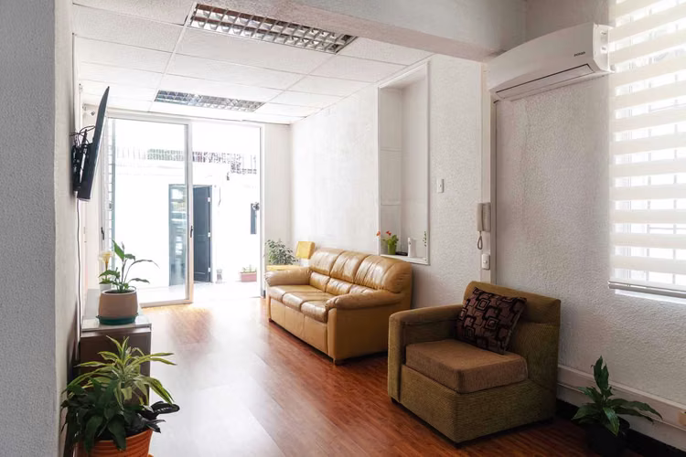 Ideal para inversión por su estratégica ubicaión (180364) - Imagen 5