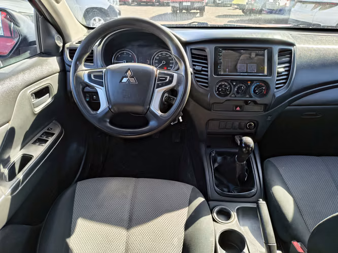 MITSUBISHI L200 2022 - Imagen 17