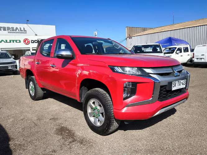 MITSUBISHI L200 2022 - Imagen 3