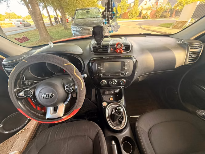 Vendo Kia Soul 2018 en prenda