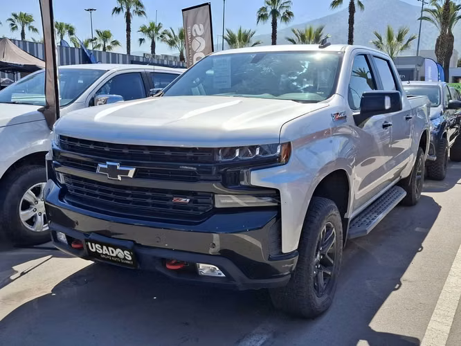 CHEVROLET SILVERADO 2021