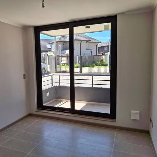 Arriendo exclusivo Depto en Condominio Borde Laguna