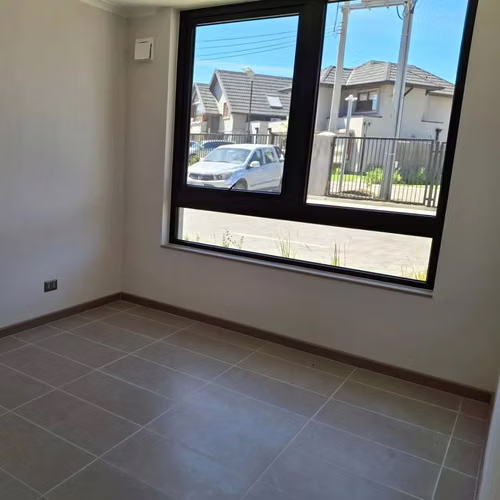 Arriendo exclusivo Depto en Condominio Borde Laguna