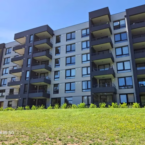 Arriendo exclusivo Depto en Condominio Borde Laguna