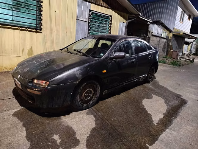 Mazda artis hatchback 1996