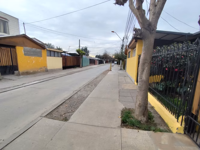 ¡Oportunidad en Conchalí! Casa 4D/1B con Gran Terr