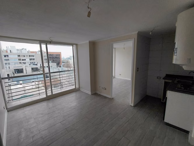 De Una Habitacion A Pasos Del Metro Santa Ana - Imagen 2