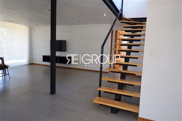 Venta Casa Pichilemu - El Pangal - 5 Dormitorios - Galpón