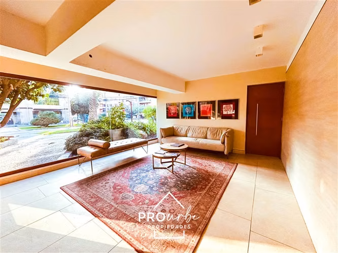 El Golf, Remodelado, 3 dorm, sala de estar, de lujo, unico - Imagen 7
