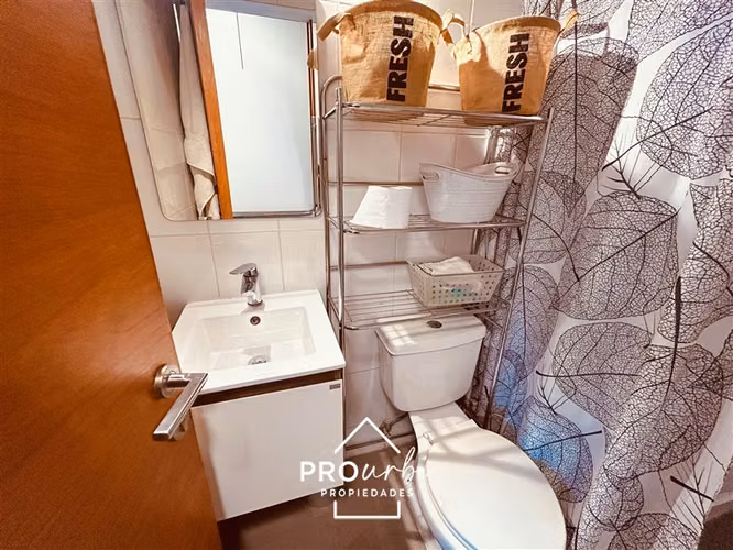 El Golf, Remodelado, 3 dorm, sala de estar, de lujo, unico - Imagen 23