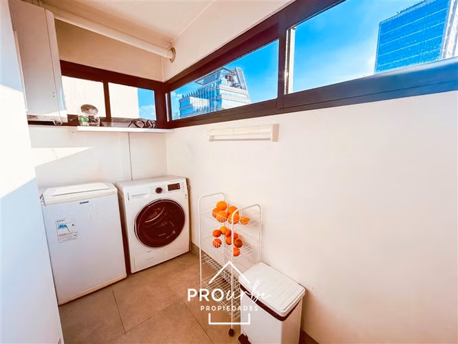 El Golf, Remodelado, 3 dorm, sala de estar, de lujo, unico - Imagen 22