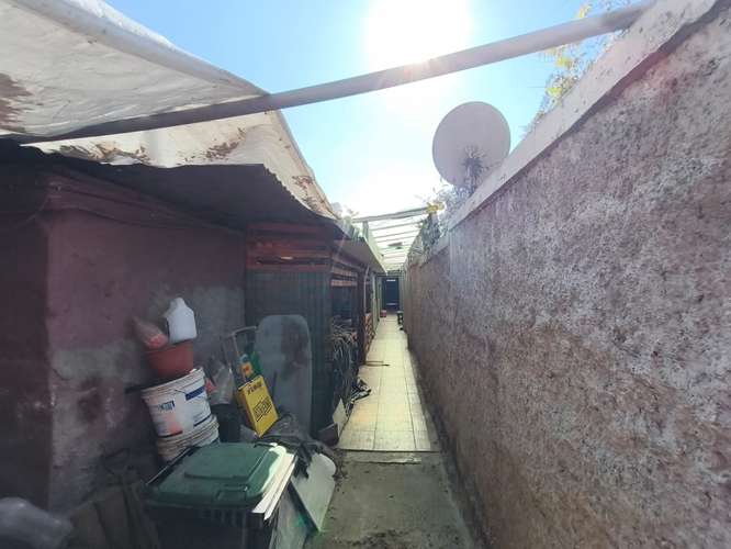 Casa amplio terreno , para inversión , remodelar - Imagen 7