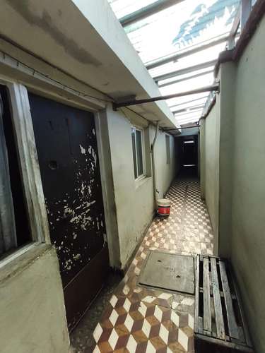 Casa amplio terreno , para inversión , remodelar - Imagen 6