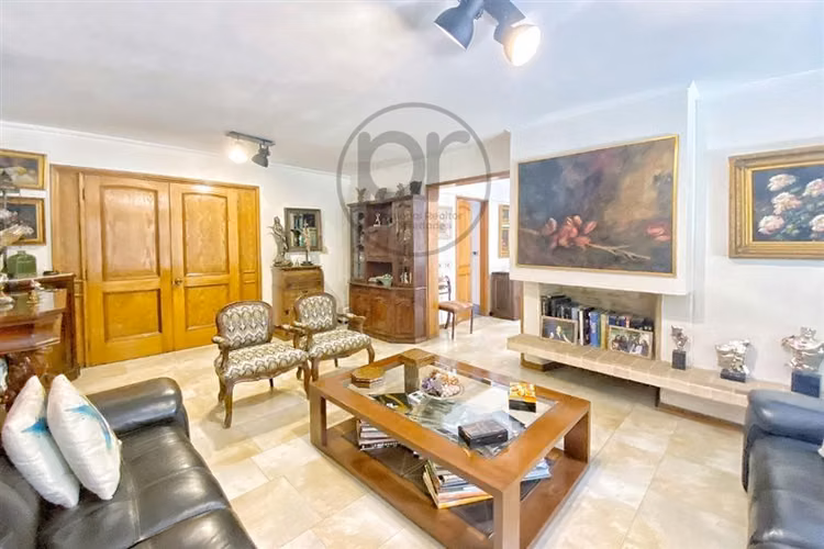 Venta casa Sta. María Manquehue, ideal familia numerosa - Imagen 6
