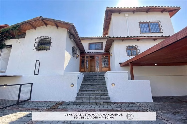 Venta casa Sta. María Manquehue, ideal familia numerosa