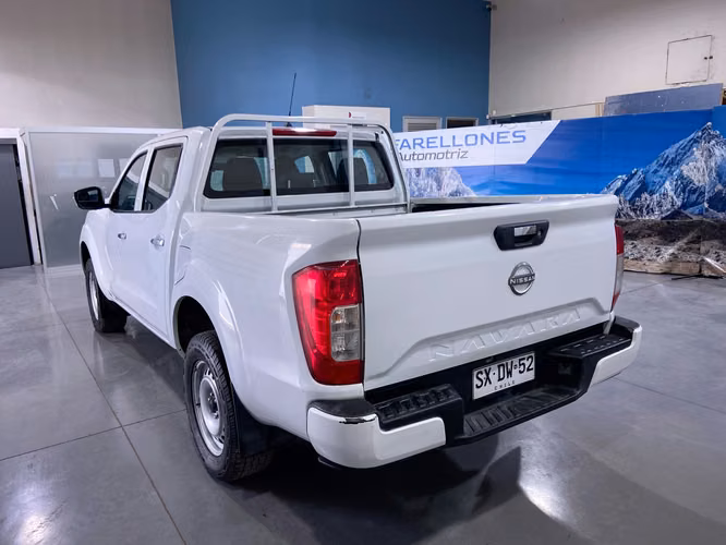 NAVARA SE 4X2 SXDW52-SANTIAGO - Imagen 3