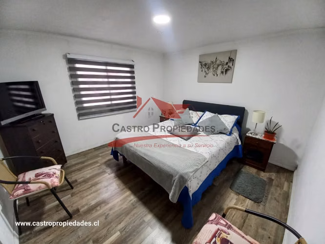 HERMOSA CASA DE DOS PISOS AMPLIADA CON 4 DORMITORIOS 3 BAÑOS