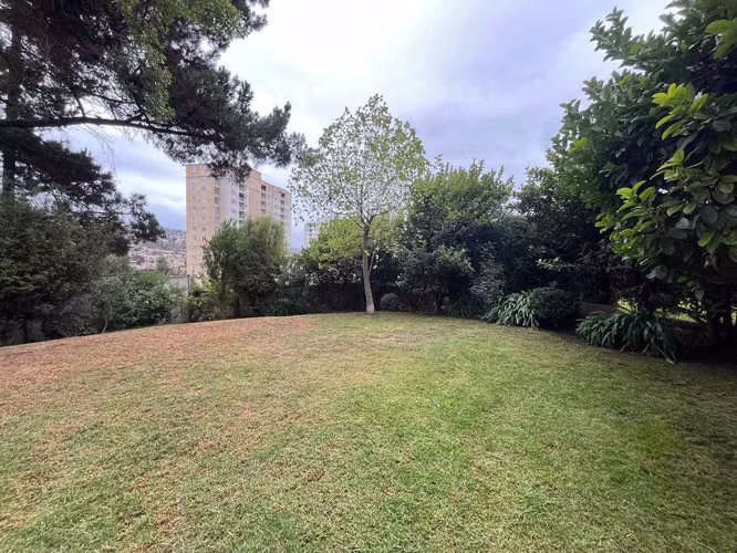 Arriendo Calle Kenrick (180409)