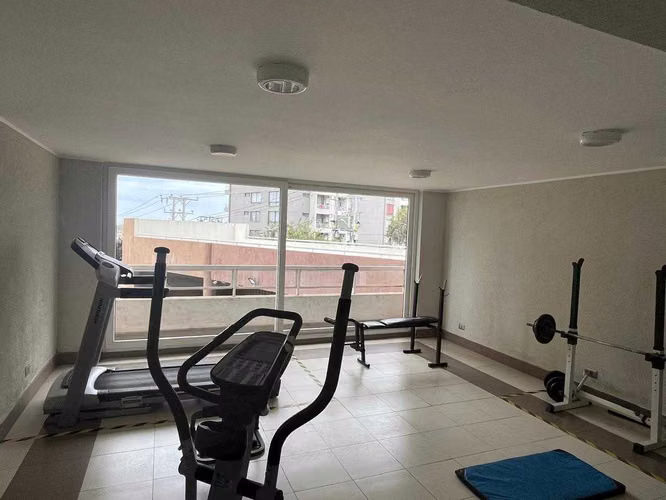 Arriendo Calle Kenrick (180409)