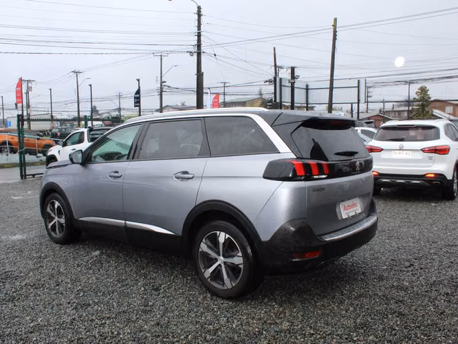 PEUGEOT 5008 ALLURE 1.6 AUTOMATICA 2018
