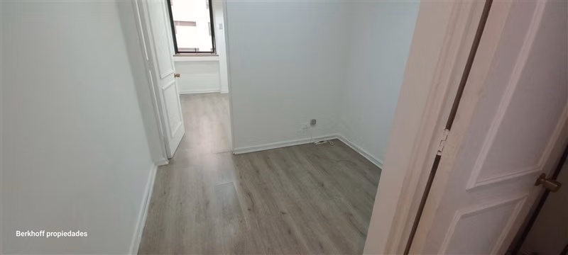 Oficina en arriendo, metro Manquehue, en Las Condes
