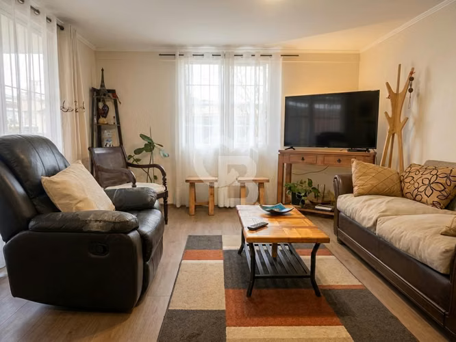 Excelente casa en pasaje cerrado - Imagen 6