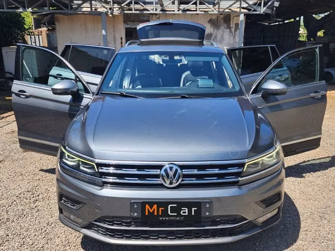 VOLKSWAGEN TIGUAN TSI AT LIMITED 180HP - 2018 | 2775