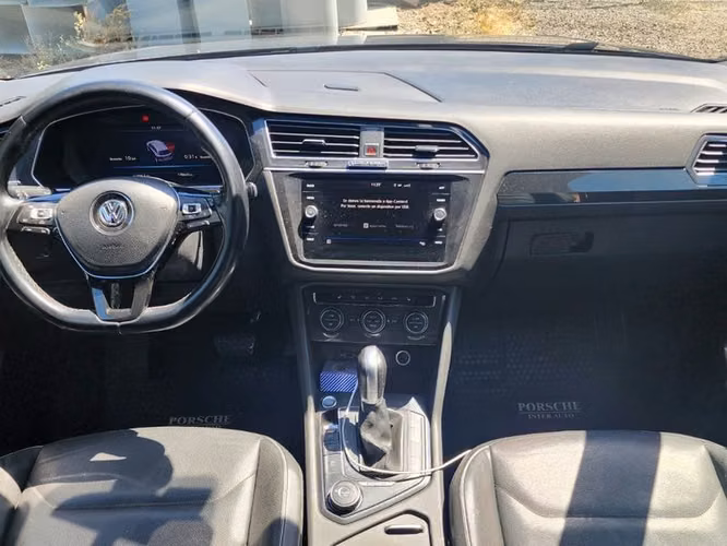 VOLKSWAGEN TIGUAN TSI AT LIMITED 180HP - 2018 | 2775