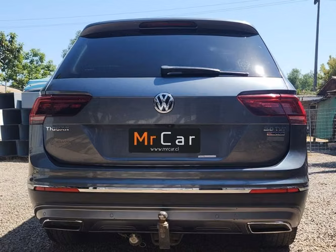VOLKSWAGEN TIGUAN TSI AT LIMITED 180HP - 2018 | 2775