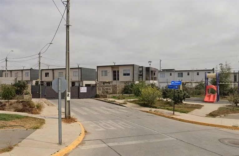 Casa en venta de 3 dorm. en Coquimbo - Imagen 4