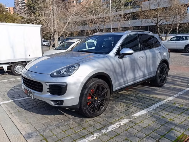 PORSCHE CAYENNE V6 E2 II - 2016 | 2701