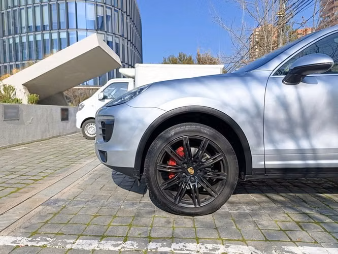 PORSCHE CAYENNE V6 E2 II - 2016 | 2701